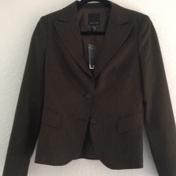 **NEW** Limited Pin Striped Blazer Fully Lined - Picture 5 of 7